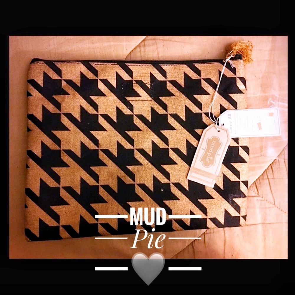 Mud Pie cosmetic bag